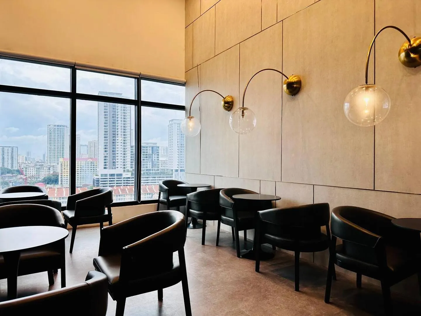 Supermario, 8Pax, Urban Suites - 5Km To Komtar George Town
